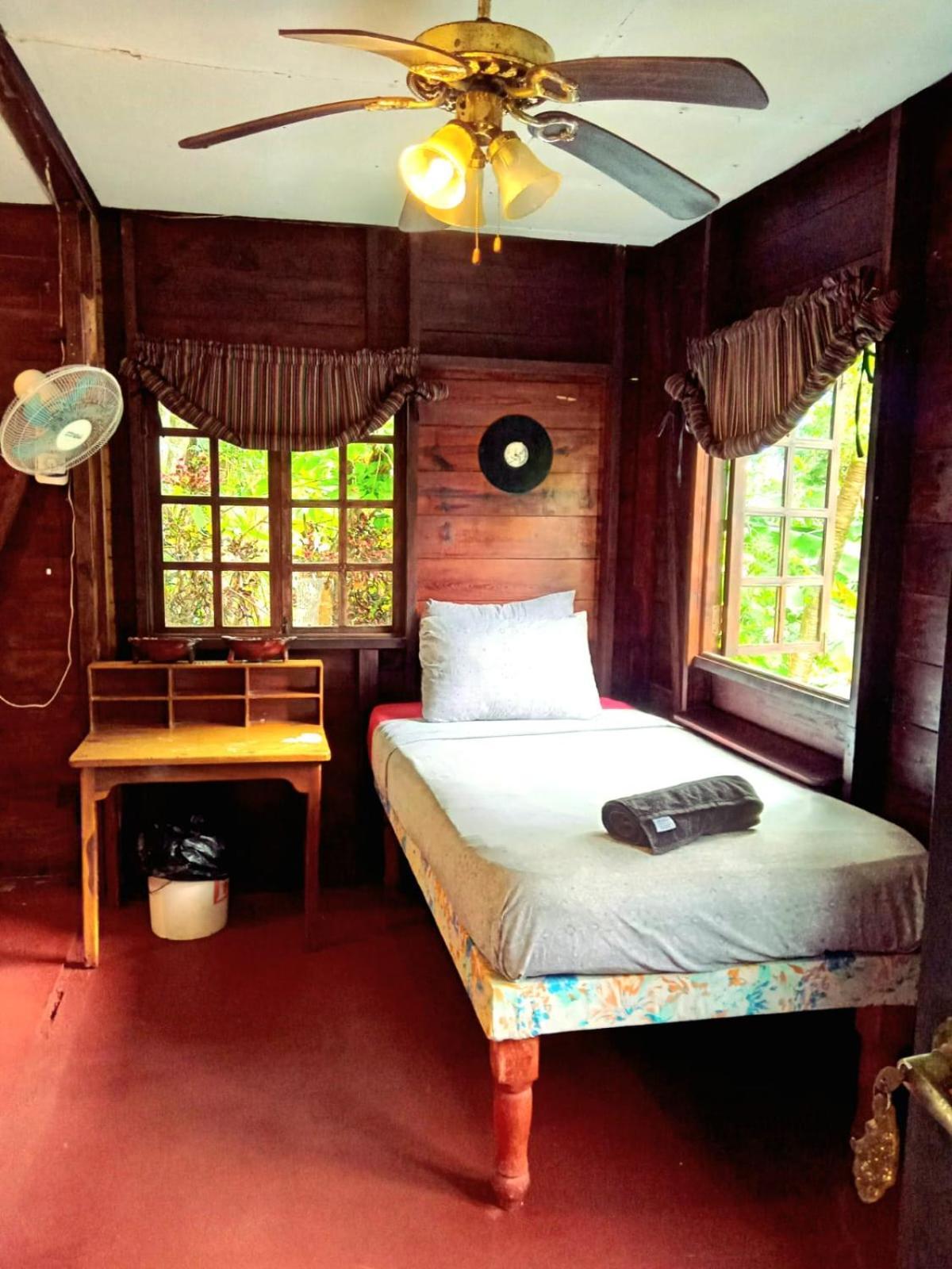 La Familia Guest House And Natural Farm Port Antonio Kültér fotó